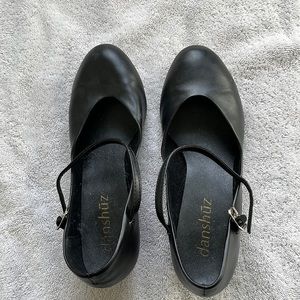 Ballet character shoes